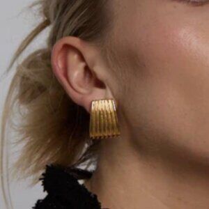 Heaven Mayhem | RIBBED EARRINGS